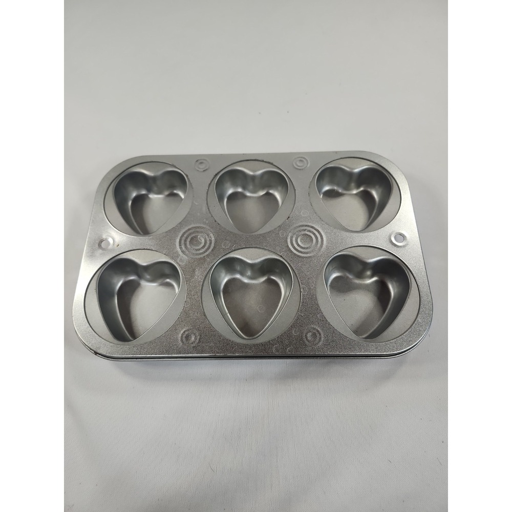 Aluminum Heart Shaped Cake Pan 10" x 7" Mold Baking Pan Valentines